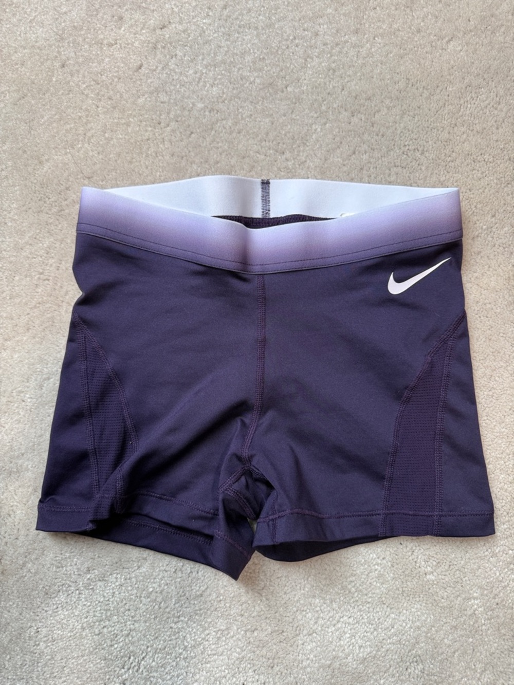 Nike pro Hyper Cool  purple shorts S